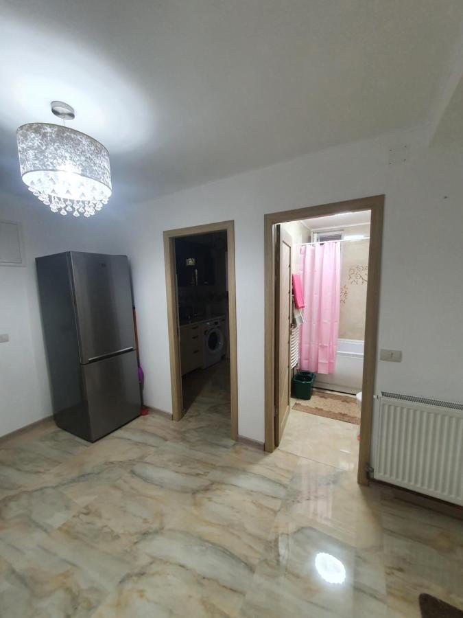 Kriss Apartment Luxury Târgu Jiu Eksteriør billede